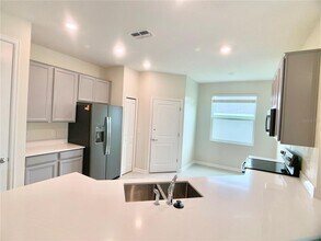 16440 Champlain St in Clermont, FL - Building Photo - Building Photo