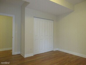 1450 W Barry Ave-Unit -# Ch in Chicago, IL - Building Photo - Building Photo