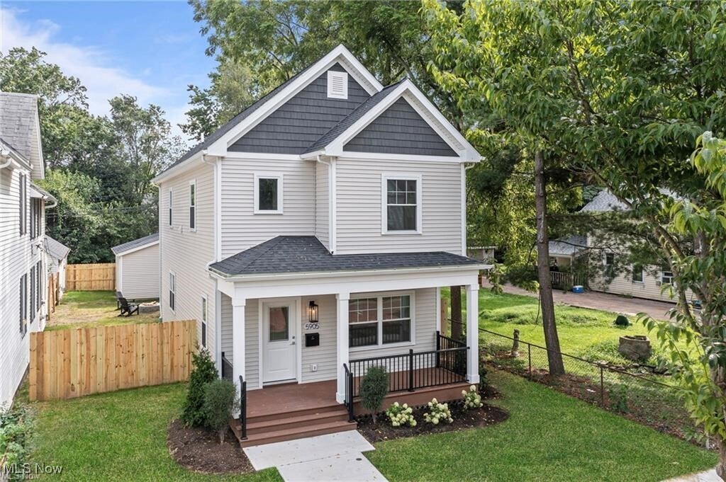 5907 Pear Ave in Cleveland, OH - Building Photo