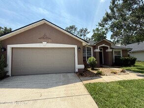 12244 Lake Fern Dr in Jacksonville, FL - Building Photo - Building Photo
