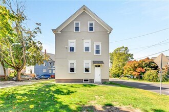 311 Highland Ave in Providence, RI - Building Photo - Building Photo