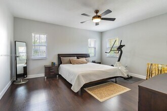 118 Zamora Ave, Unit 201 in Coral Gables, FL - Building Photo - Building Photo
