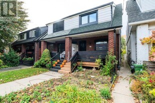 36 Rushbrooke Ave in Toronto, ON - Building Photo