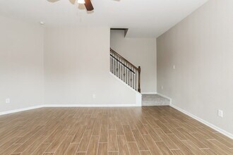 16389 Olive Sparrow Dr in Conroe, TX - Building Photo - Building Photo
