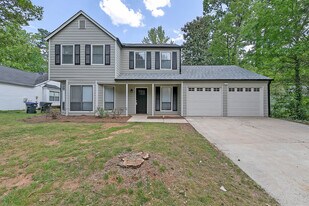1250 Della Way in Lawrenceville, GA - Building Photo