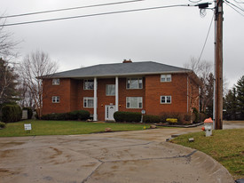 2733 Juno Pl Apartments