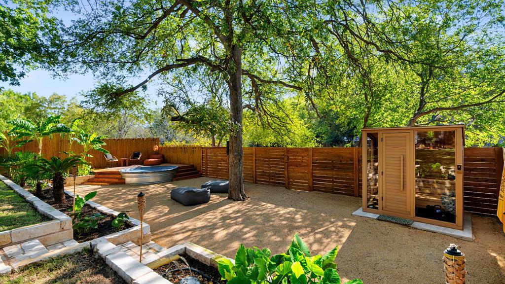 2409 Shiloh Dr in Austin, TX - Building Photo