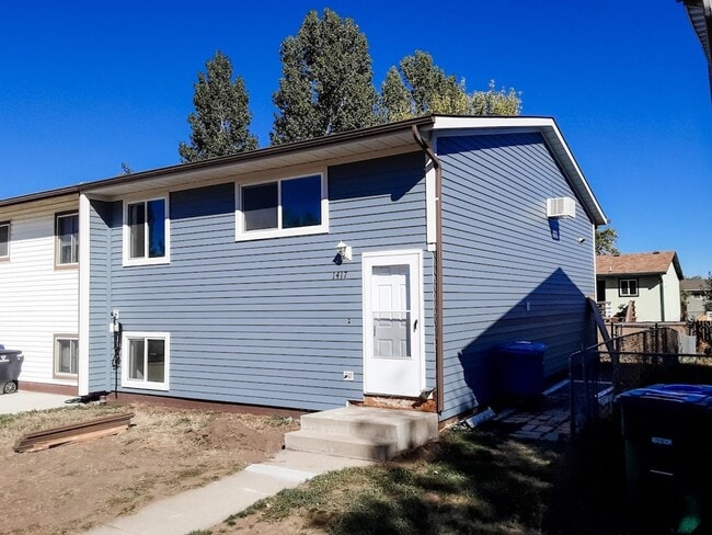property at 1417 Dana Ave