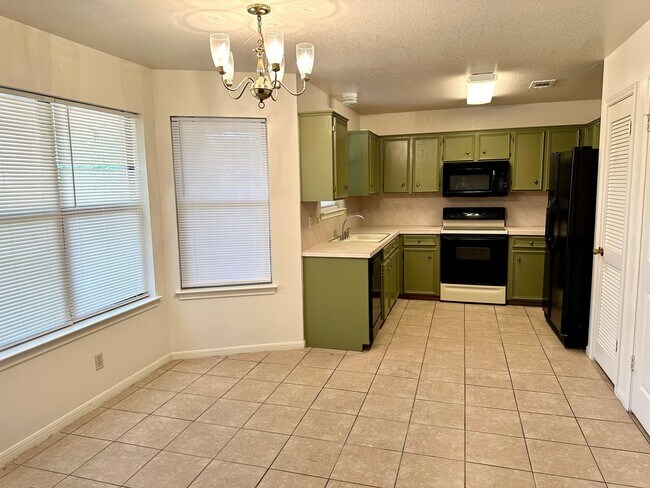 4914 Pepper Mill Hollow in Killeen, TX - Building Photo - Building Photo