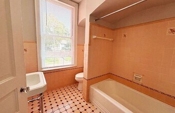 511 Lowell Ave in Cincinnati, OH - Building Photo - Building Photo