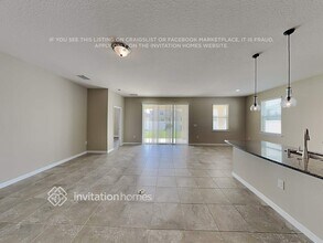 15633 Trinity Fall Way in Bradenton, FL - Building Photo - Building Photo