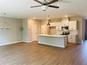 2326 Portrush Wy SE in Atlanta, GA - Building Photo - Building Photo