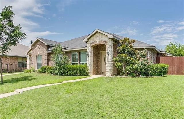 6414 Valleybrooke Ct in Arlington, TX - Building Photo - Building Photo