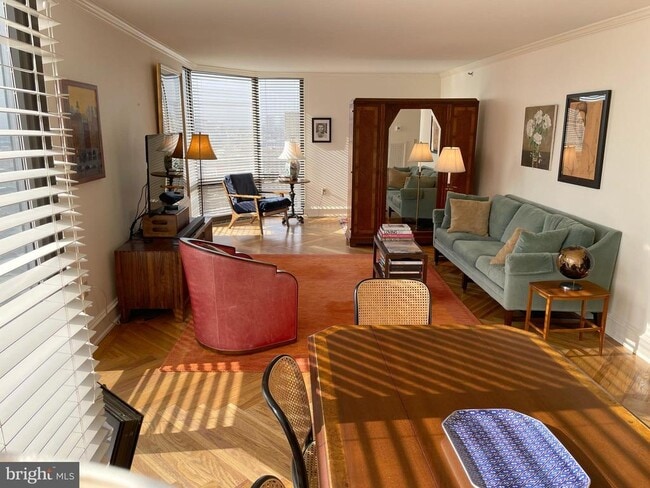 property at 2018 Walnut St