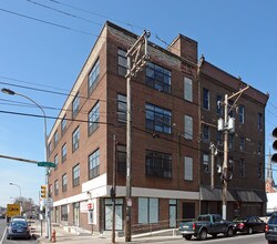 301-323 Spring Garden St in Philadelphia, PA - Building Photo - Building Photo