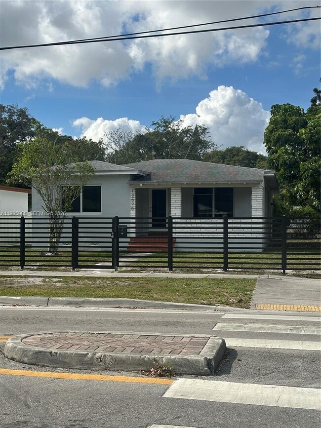 12690 NW 10th Ave in North Miami, FL - Building Photo - Building Photo