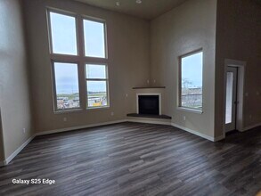 4050 N US Highway 101, Unit 2 in Eureka, CA - Building Photo - Building Photo