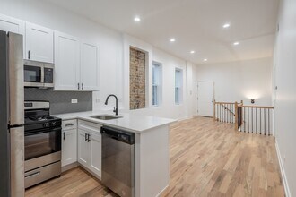 1344 W Ohio St in Chicago, IL - Building Photo - Building Photo