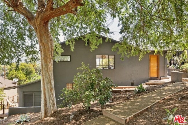 property at 2467 Silver Ridge Ave