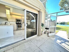 3901 Medford Ct in Boynton Beach, FL - Building Photo - Building Photo