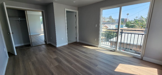property at 2407 Redondo Blvd