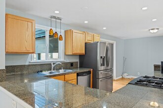 18315 6th Ave NW in Shoreline, WA - Building Photo - Building Photo