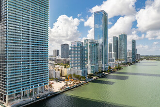 Star Lofts on the Bay in Miami, FL - Building Photo - Building Photo