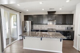 24359 Verdugo Cir in Santa Clarita, CA - Building Photo - Building Photo