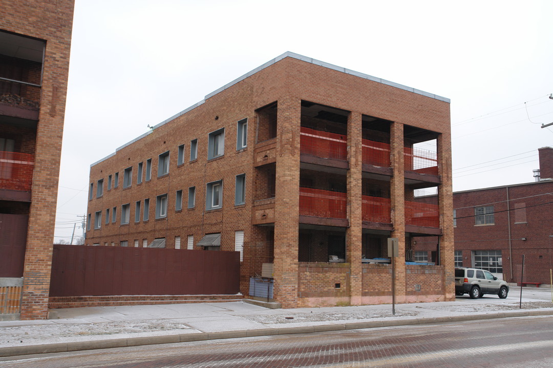 419 E Lewis St in Wichita, KS - Building Photo