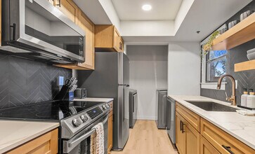 6851 N 2200 W, Unit 10D in Park City, UT - Building Photo - Building Photo