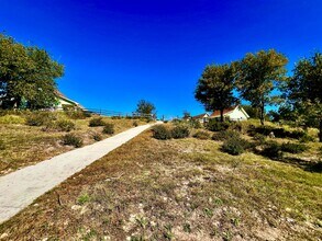 333 Guadalupe St in Kerrville, TX - Building Photo - Building Photo