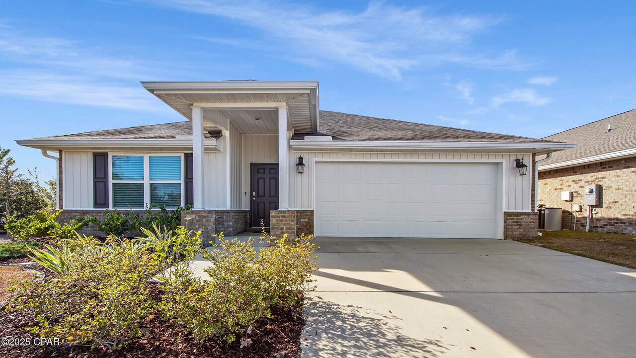 4769 Loblolly Way in Panama City, FL - Building Photo