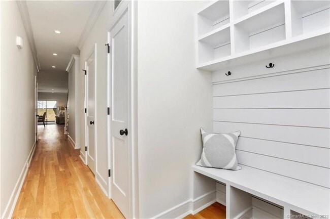 311 Country Rd in Fairfield, CT - Building Photo - Building Photo