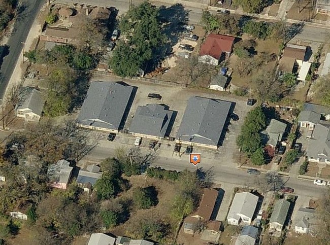 Rockwood Apartments in San Antonio, TX - Building Photo - Building Photo