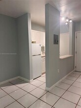 6310 SW 79th St in South Miami, FL - Building Photo - Building Photo