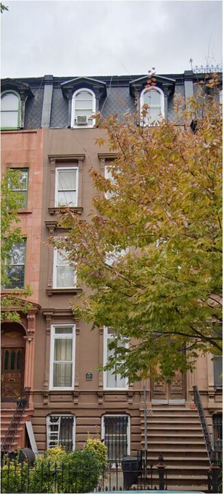 119 Lefferts Pl in Brooklyn, NY - Building Photo