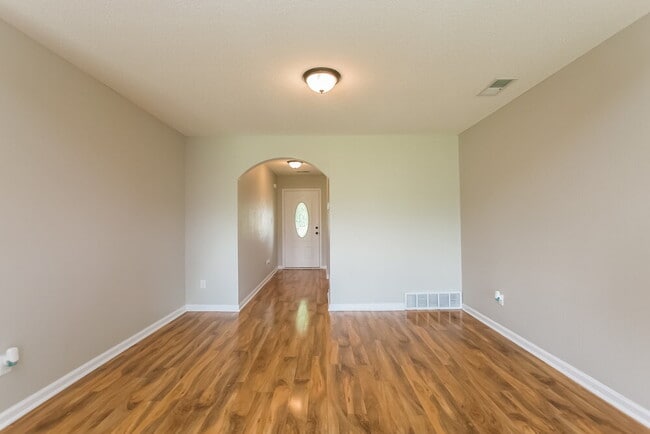 7335 Red Maple Dr in Olive Branch, MS - Building Photo - Building Photo