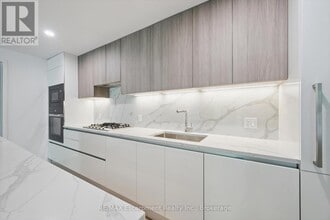 200 Keewatin Ave in Toronto, ON - Building Photo - Building Photo