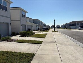 2586 Winsome Wy in Davenport, FL - Building Photo - Building Photo