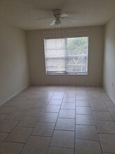 2931 Westmoreland Ct in New Port Richey, FL - Building Photo - Building Photo