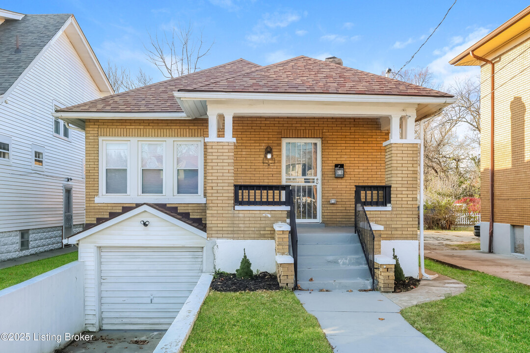 616 S 42nd St in Louisville, KY - Building Photo