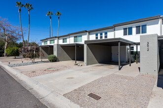 3610 E Osborn Rd in Phoenix, AZ - Building Photo - Building Photo