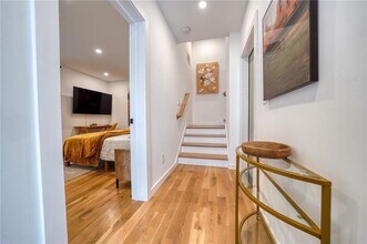 829 Barnett St NE in Atlanta, GA - Building Photo - Building Photo