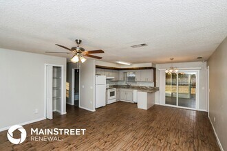 461 Truvall St SW in Palm Bay, FL - Building Photo - Building Photo