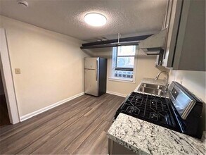 1401 Willow St in Minneapolis, MN - Foto de edificio - Building Photo