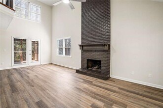 1813 N Creek Cir in Alpharetta, GA - Building Photo - Building Photo