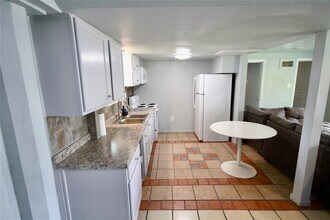 5709 Craig St in Houston, TX - Building Photo - Building Photo