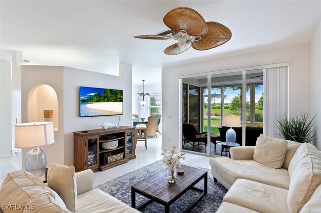5870 3 Iron Dr in Naples, FL - Building Photo - Building Photo