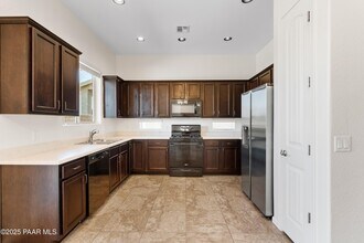 6120 Livingston Loop in Prescott Valley, AZ - Building Photo - Building Photo