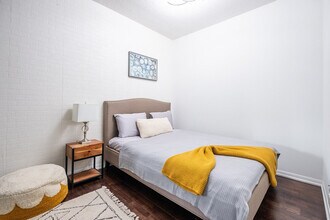 211 Fort York Blvd, Unit SI ID1345951P in Toronto, ON - Building Photo - Building Photo